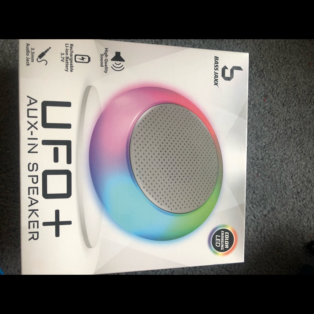 Bass Jaxx UFO + Speaker